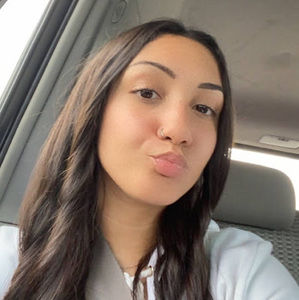 Meet your Posher, Elena